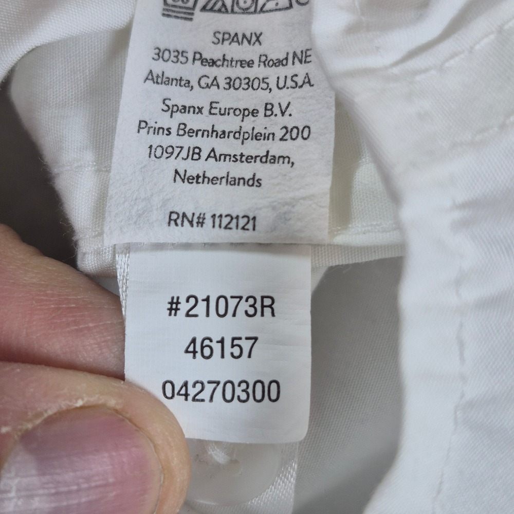 Spanx Button Down Shirt Womens XL White Long Sleeve Stretch Blouse Minimalist - Picture 4 of 8
